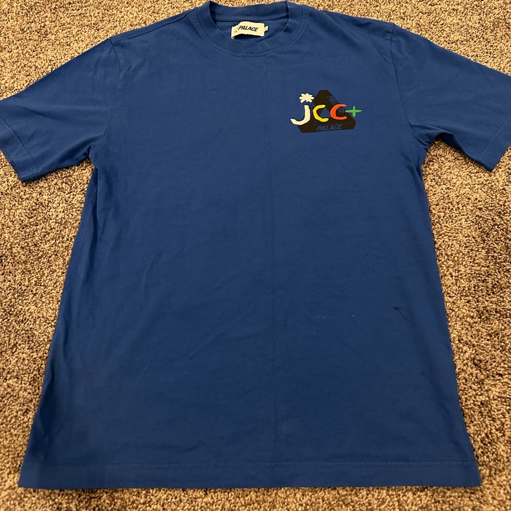 Palace tee